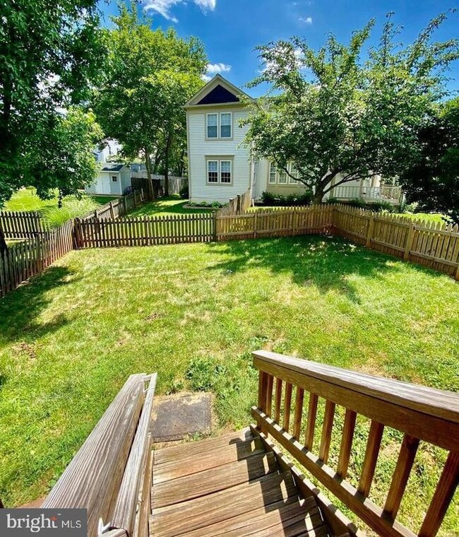 Photo - 18 Brookmeade Ct