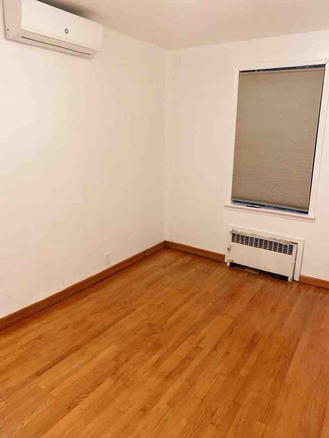 Photo - 2014 W 7th St