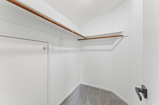 Photo - 17527 Hamilwood Dr