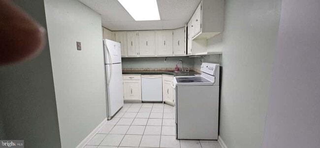 Photo - 3213 Forest Ln Unidad C-17