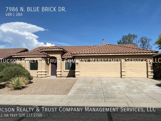 Building Photo - 7986 N Blue Brick Dr