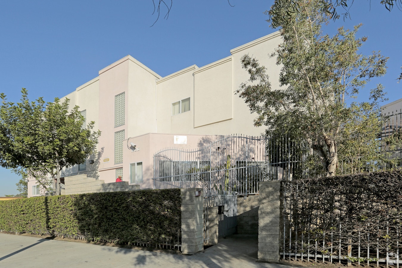 Figueroa Oaks - Figueroa Oaks