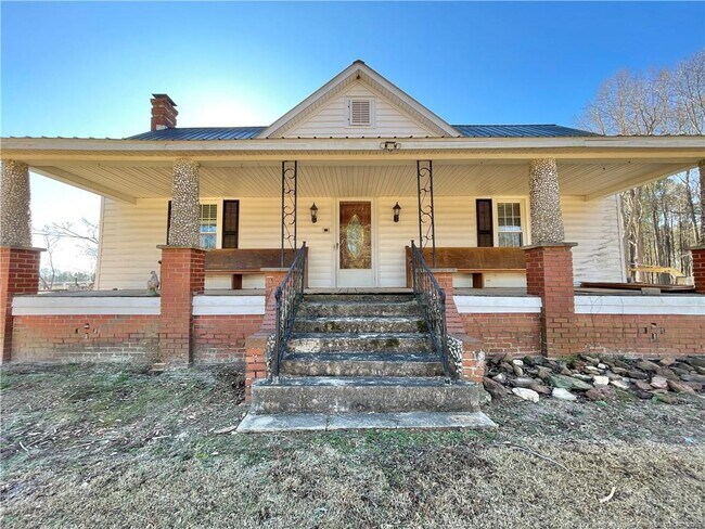 Photo - 2232 Adcock Rd