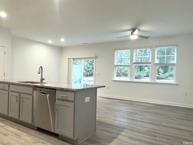 Photo - 135 Orvis Dr