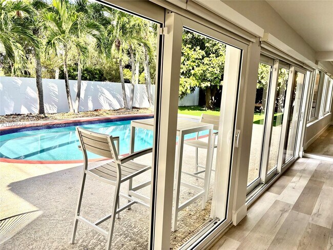 Photo - 19340 NE 18th Ct