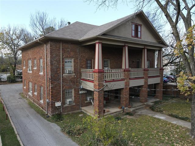 Building Photo - 919 N Austin St