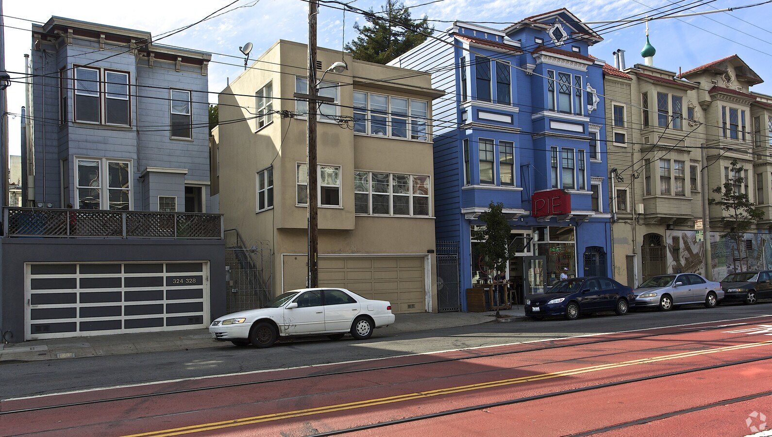 Photo - 320 Church Street