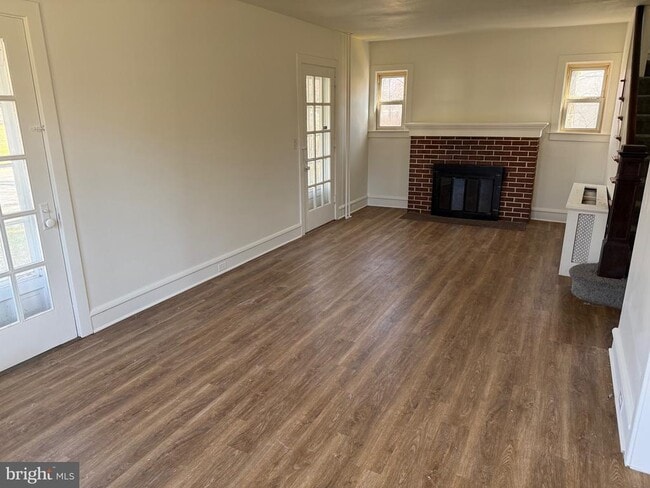 Photo - 3202 Swede Rd