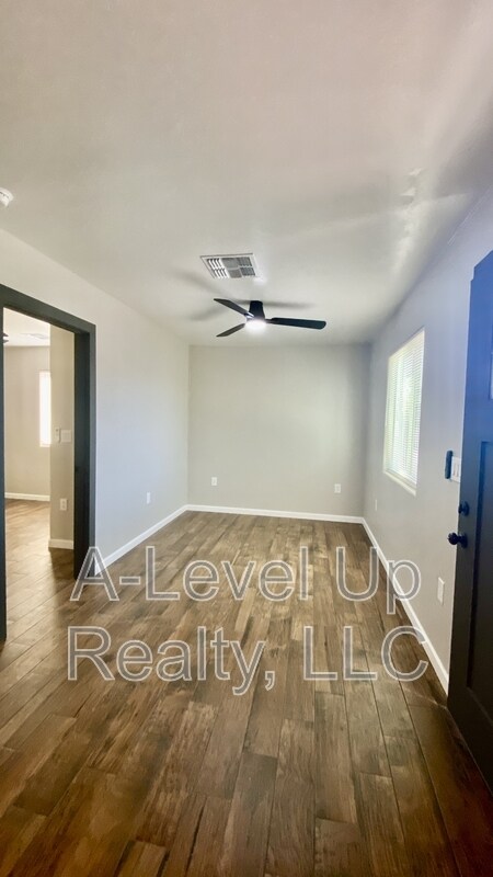 Photo - 2341 S 3rd Ave