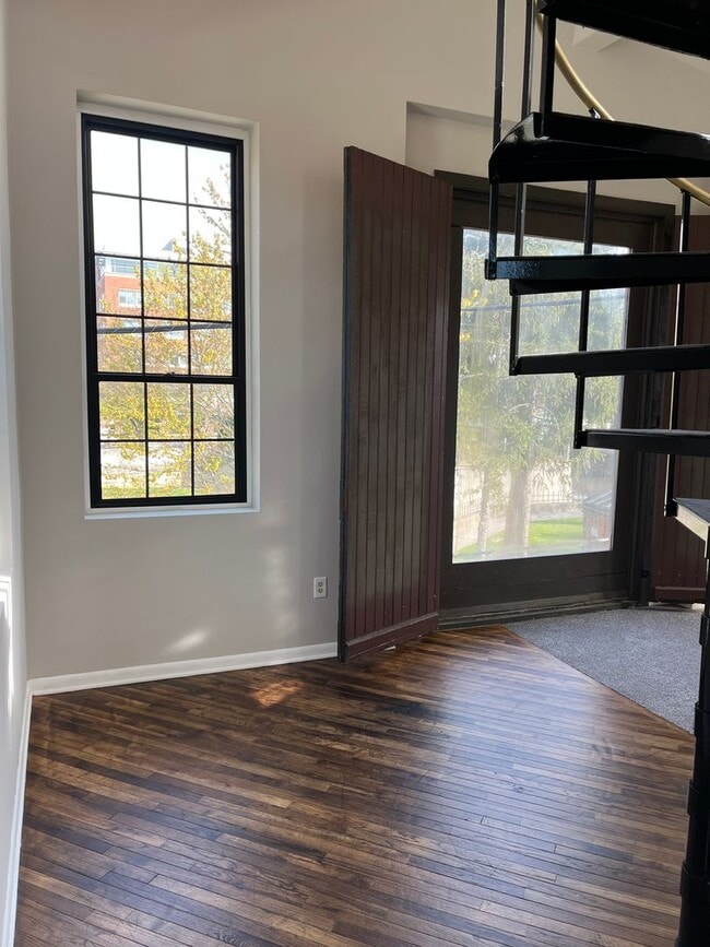 Photo - 234 W Clarke Ave Unit Apt. 1