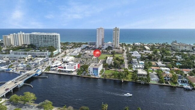 Photo - 105 S Riverside Dr Unit 303