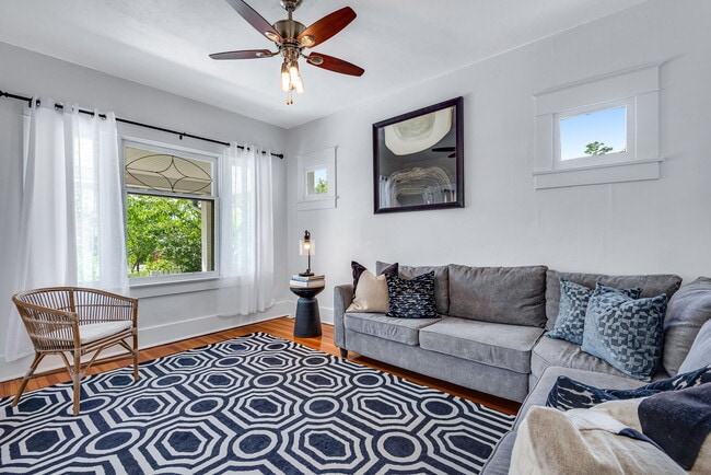 Photo - 1478 S University Blvd Casa