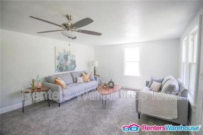 Photo - 1231 56th St