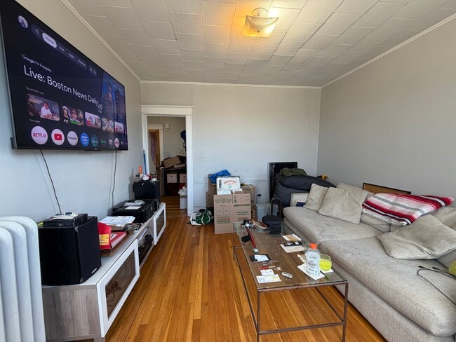 Photo - 98 New Whitney St