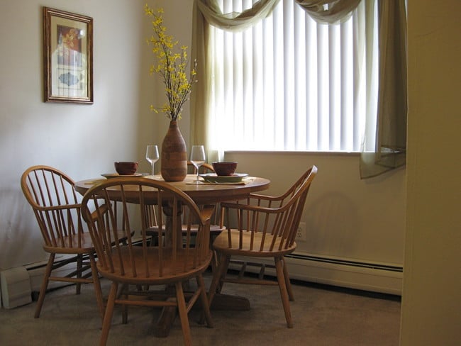 San Dee Townhomes