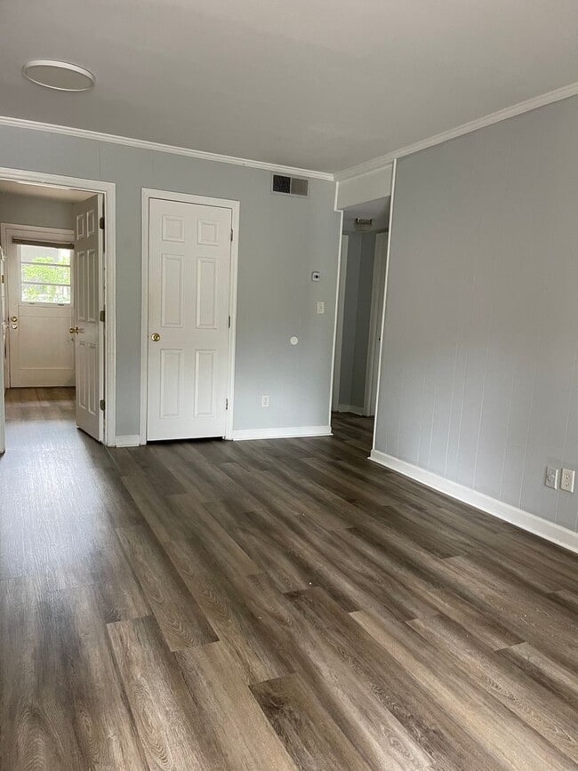 Photo - 2/1 MONTEREY APT IN NORMALTOWN! Unit 7