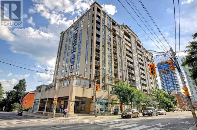 Photo - 225 Wellesley St E Unit 805