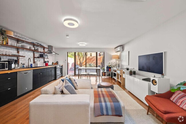 Building Photo - 649 DeKalb Ave Rental