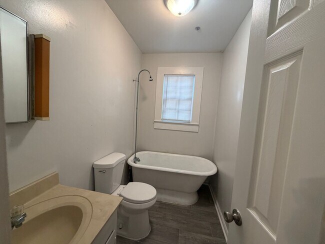 Photo - 941 Hill Park Unit 2