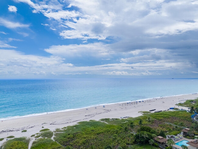 Photo - 3600 N Ocean Dr Unit 421