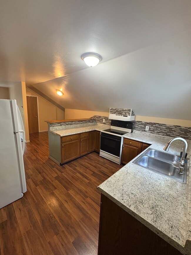 Building Photo - 428 Merrick St Unit 428 Merrick