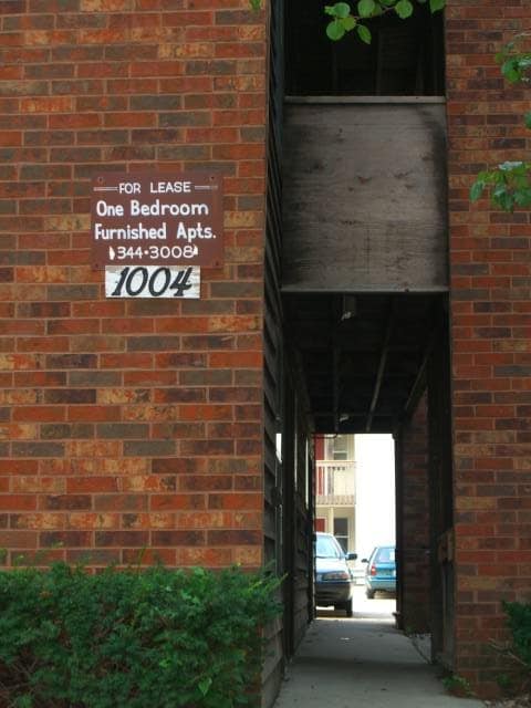 Photo - Bailey Apartments