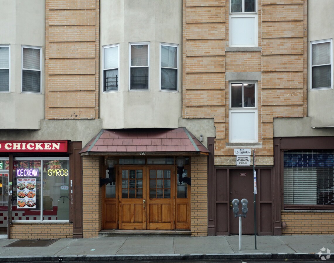 Entrance - 23 E 3rd St