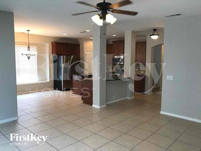 Photo - 612 Celeste Ln