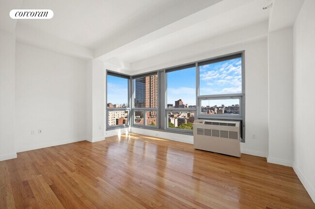 Photo - 181 E 119th St