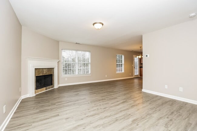 Photo - 1105 Modesto Ct