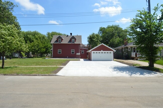 Photo - 95 4th Ave S Unidad #1