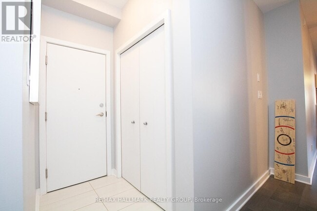 Photo - 1308 Thames St Unité 101