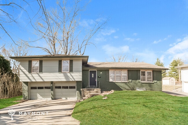 Building Photo - 608 SW Merritt St