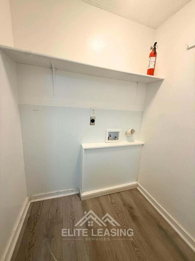 Photo - 1438 SW Van Buren St Unit 3