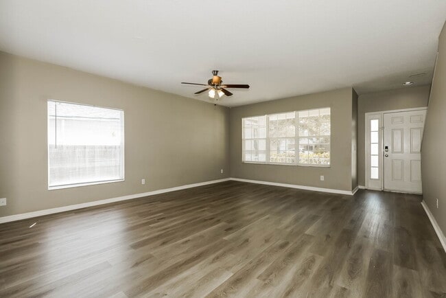 Photo - 3002 Summer Cruise Dr