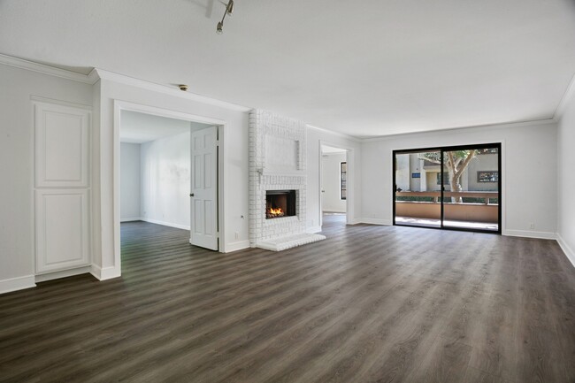 Enjoy the fireplace this winter! Spacious ... - Enjoy the fireplace this winter! Spacious ... Unidad 105 Rental