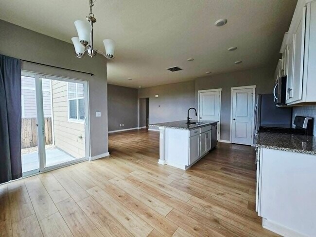 Photo - 10116 Castor Dr