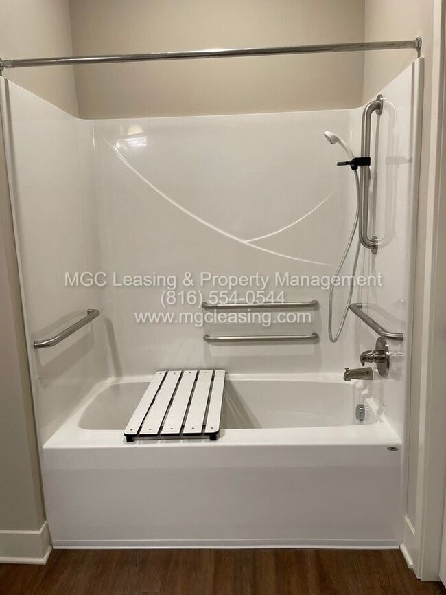 Photo - Brighton Crossing apartments: First Floor HCA Apartment with Extra-Large Primary Bath - Enjoy a $...