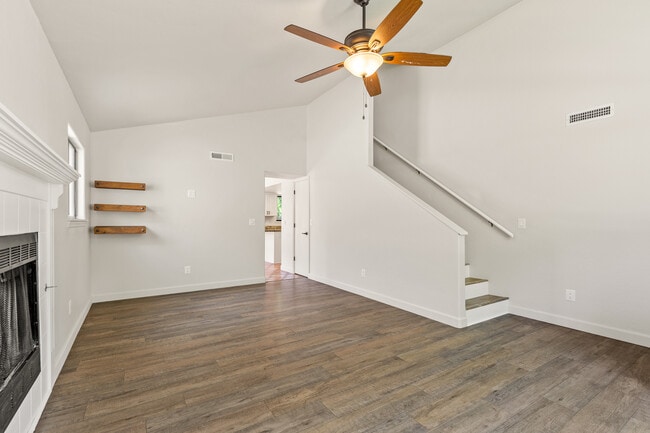 Building Photo - 2413 E Elder Dr Rental