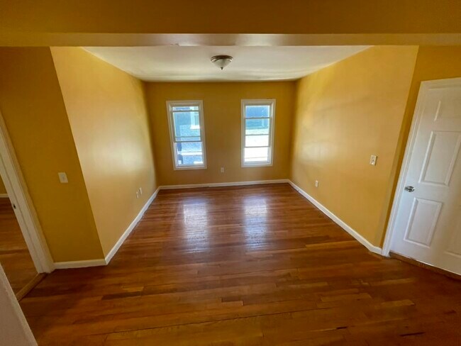 Photo - 12 Harrow St Unit 2