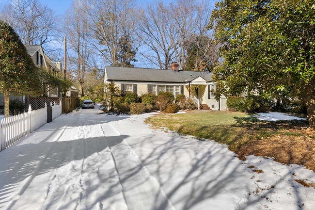 Photo - 221 W Avondale Dr