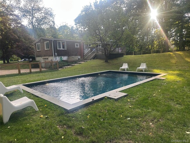 9 Johnston Rd