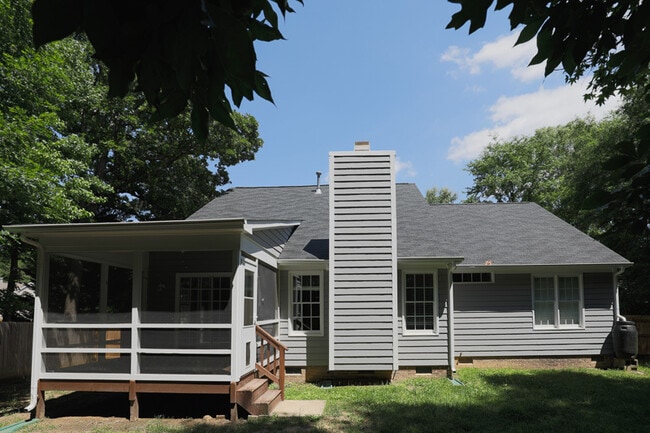 Photo - Beautiful Ranch Home on Quiet Cul-de-Sac Near Duke