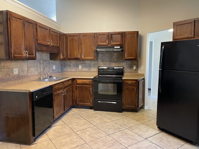 Photo - 3638 Lumberjack Cir N