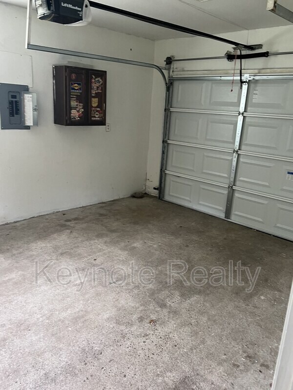 5688 Decker Rd Rental For Rent in Franklin, OH