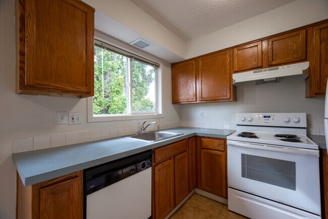 Photo - 13291 SE Oatfield Road