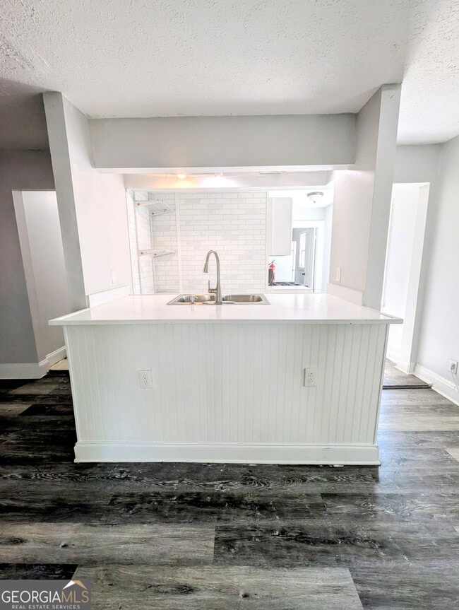 Photo - 260 Patterson Ave SE