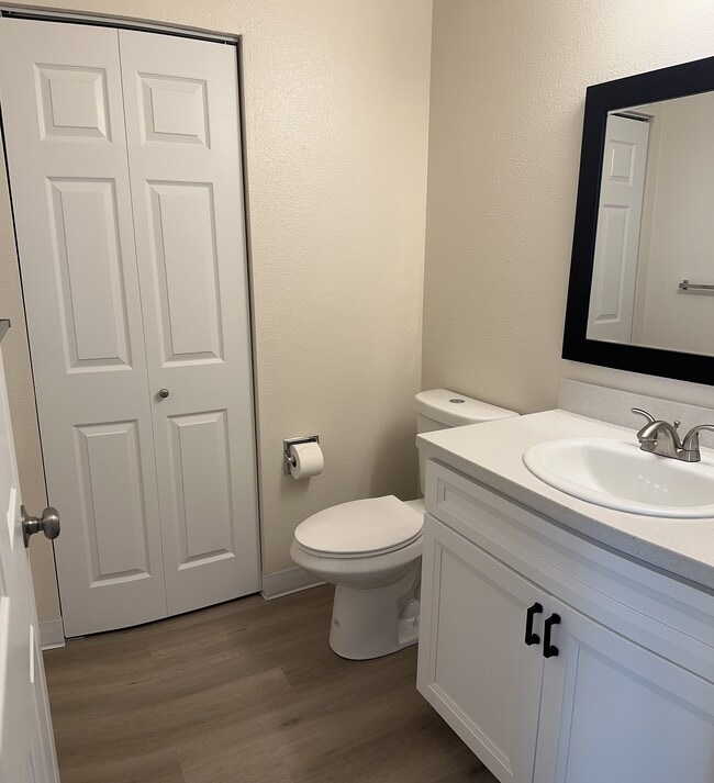 Westhampton Apartments For Rent in Federal Way, WA