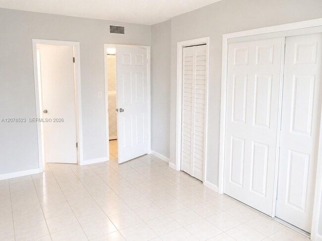 3400 NW 30th St Unit 9