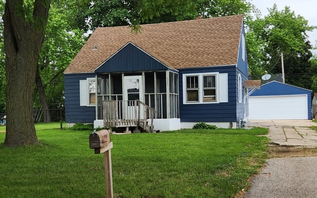 Photo - 532 Anna Ave
